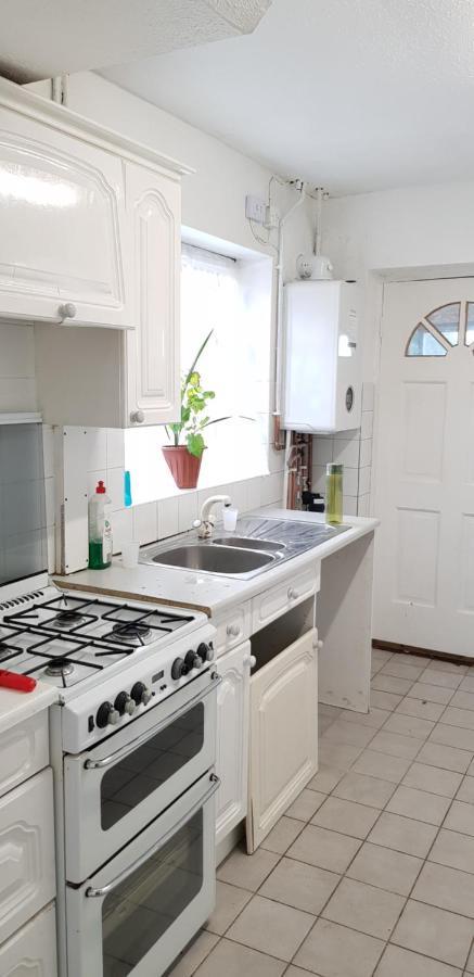 61 Baker Street Apartment Luton  Exterior photo